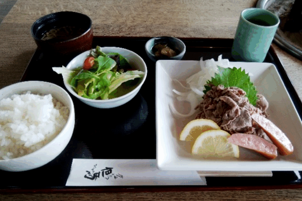 冷しゃぶ定食　1 ,500円(税込)