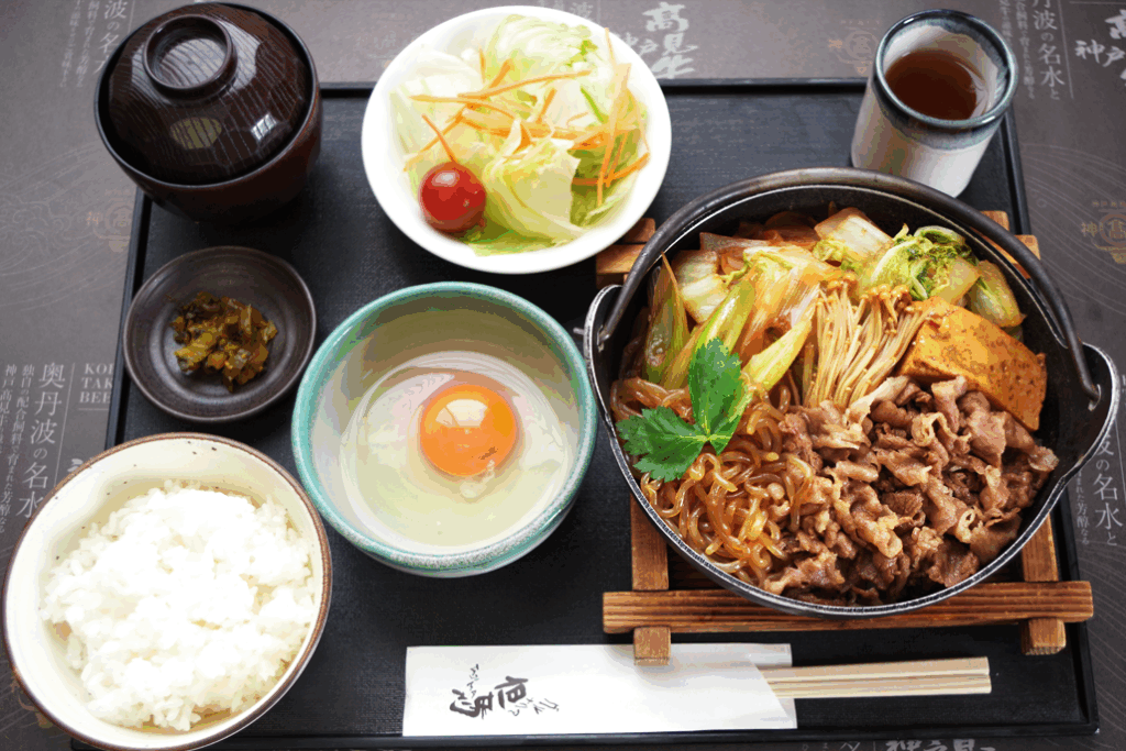 ハンバーグ定食　1,600円(税込)
